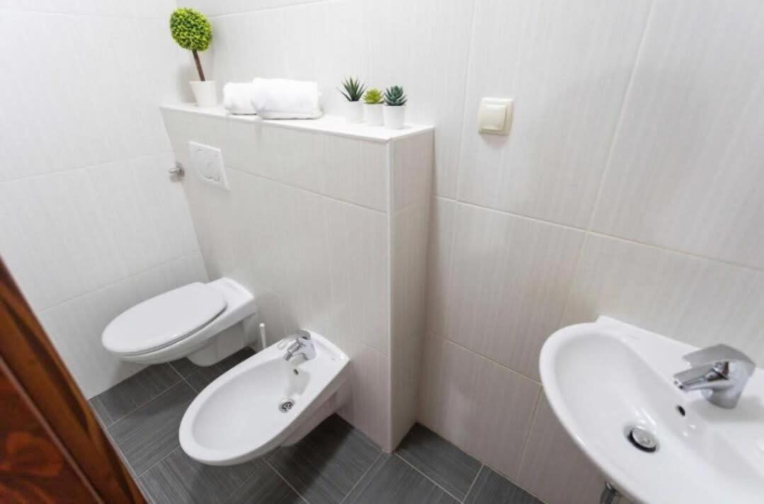 Tesla Apartment Urban Stay Zagreb Exteriör bild